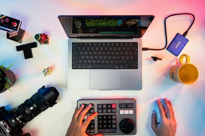 Digital Art Studio: A Creative Environment